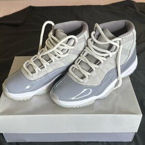 Men: JORDAN 11 RETRO 'COOL GREY' 2021